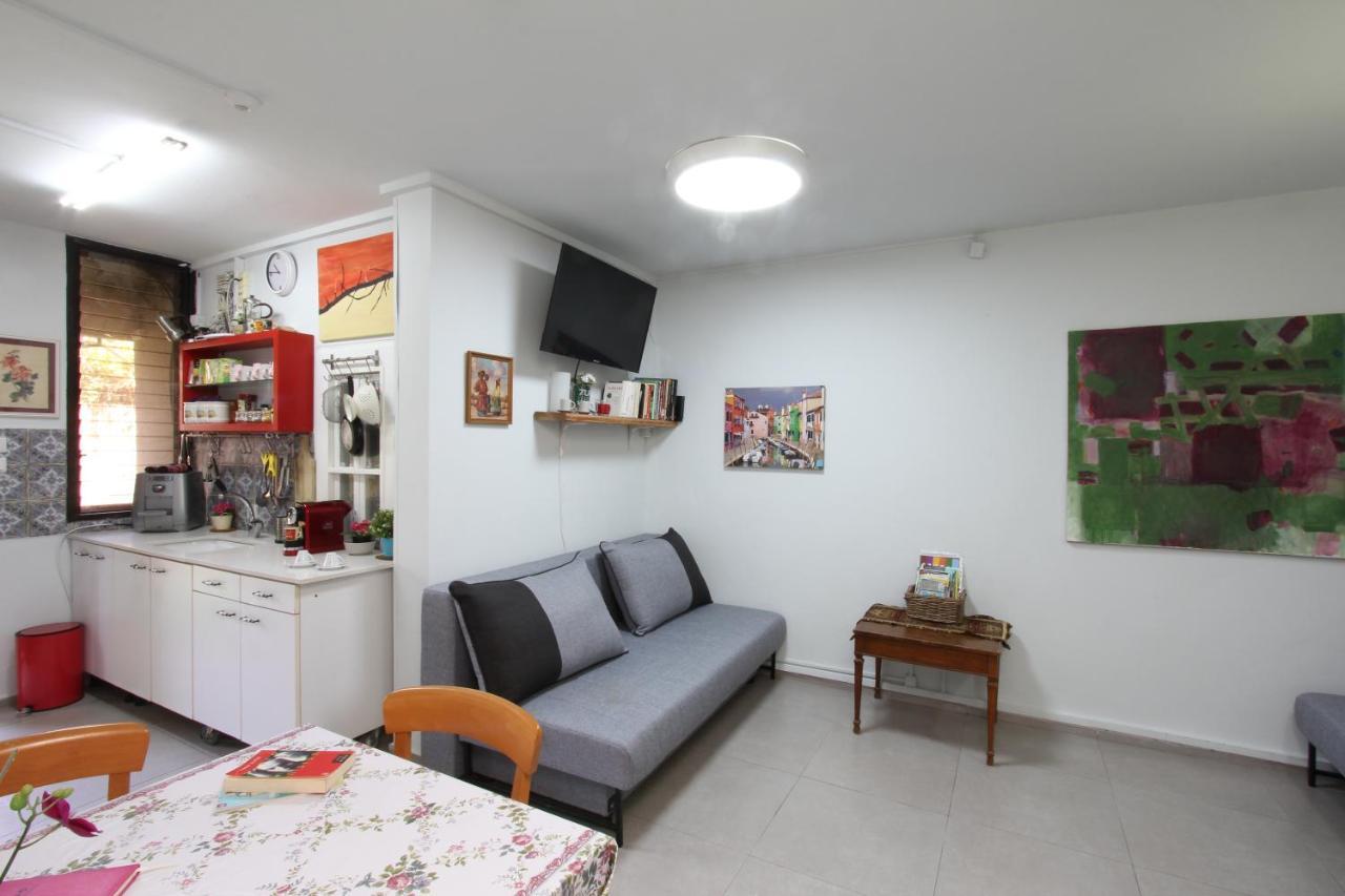 Like Home Gedera Buitenkant foto