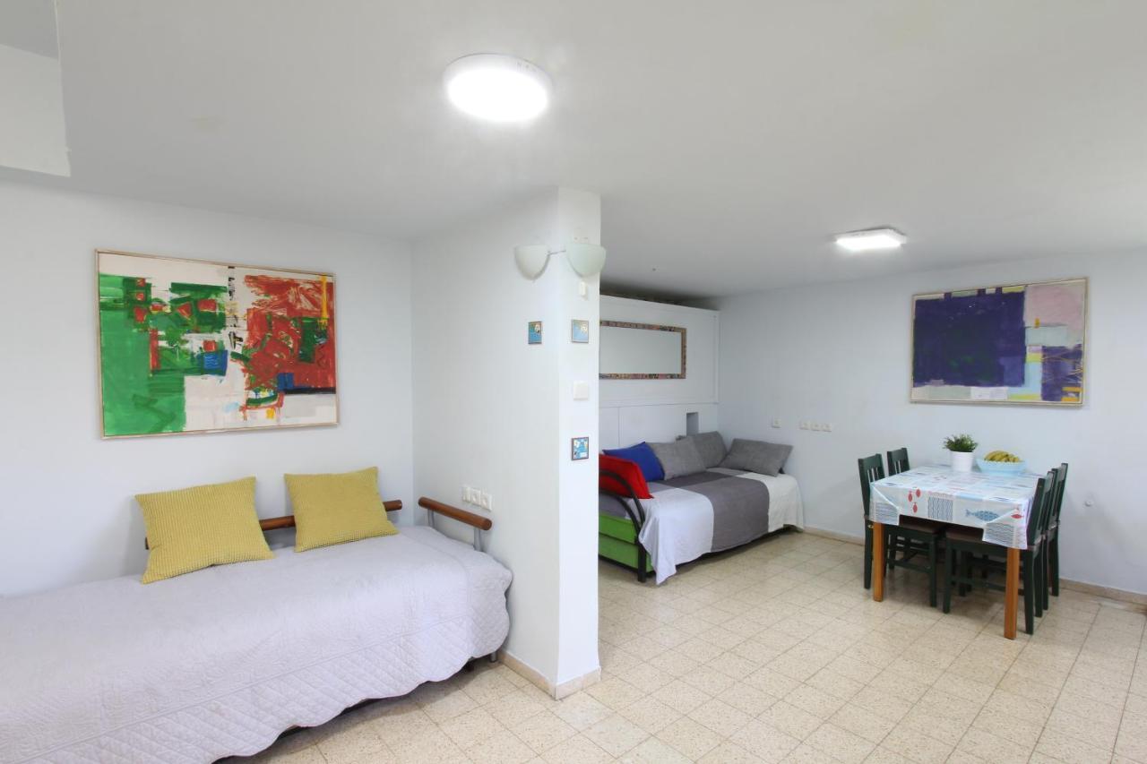 Like Home Gedera Buitenkant foto