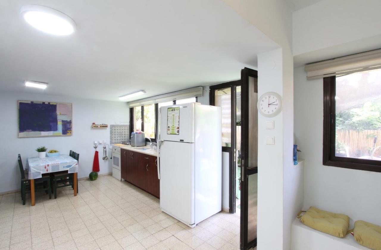 Like Home Gedera Buitenkant foto