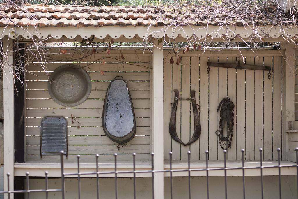 Like Home Gedera Buitenkant foto