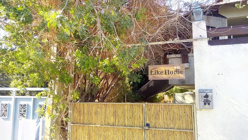 Like Home Gedera Buitenkant foto